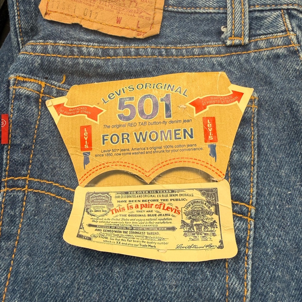 NWT Vintage Levi’s 501 Women's Classic Blue Denim Jeans